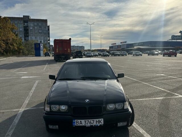 Черный БМВ 3 Серия, объемом двигателя 2.5 л и пробегом 425 тыс. км за 4700 $, фото 3 на Automoto.ua