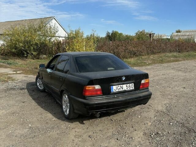 Черный БМВ 3 Серия, объемом двигателя 0 л и пробегом 420 тыс. км за 840 $, фото 8 на Automoto.ua