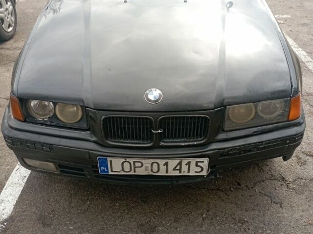 Чорний БМВ 3 Серія, об'ємом двигуна 2 л та пробігом 238 тис. км за 960 $, фото 2 на Automoto.ua