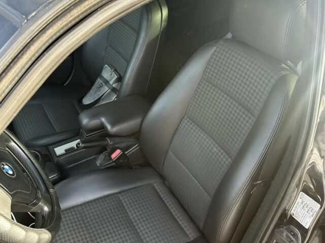 Черный БМВ 3 Серия, объемом двигателя 2.5 л и пробегом 425 тыс. км за 4700 $, фото 10 на Automoto.ua