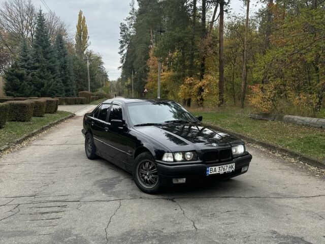 Черный БМВ 3 Серия, объемом двигателя 2.5 л и пробегом 425 тыс. км за 4700 $, фото 19 на Automoto.ua