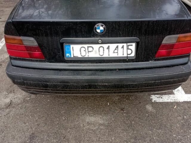 Чорний БМВ 3 Серія, об'ємом двигуна 2 л та пробігом 238 тис. км за 960 $, фото 1 на Automoto.ua