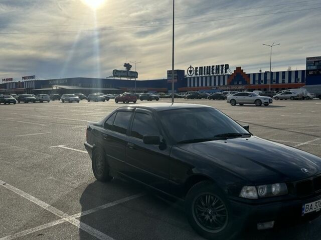 Черный БМВ 3 Серия, объемом двигателя 2.5 л и пробегом 425 тыс. км за 4700 $, фото 4 на Automoto.ua