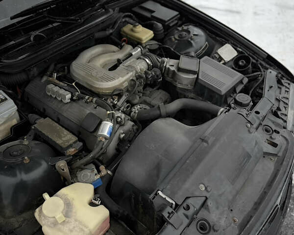 Чорний БМВ 3 Серія, об'ємом двигуна 1.8 л та пробігом 270 тис. км за 2500 $, фото 6 на Automoto.ua