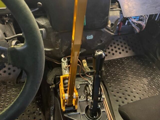 Черный БМВ 3 Серия, объемом двигателя 2 л и пробегом 20 тыс. км за 8500 $, фото 5 на Automoto.ua