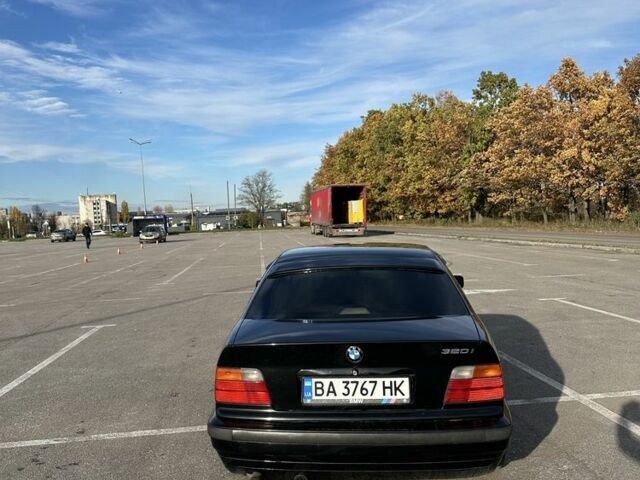 Черный БМВ 3 Серия, объемом двигателя 2.5 л и пробегом 425 тыс. км за 4700 $, фото 7 на Automoto.ua
