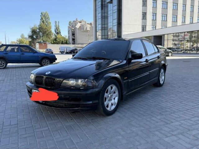 Черный БМВ 3 Серия, объемом двигателя 2 л и пробегом 400 тыс. км за 2500 $, фото 2 на Automoto.ua