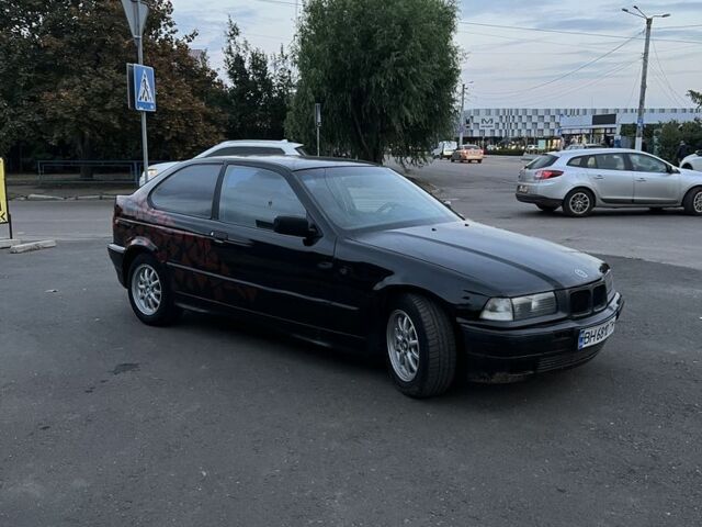 Черный БМВ 3 Серия, объемом двигателя 1.6 л и пробегом 199 тыс. км за 1200 $, фото 2 на Automoto.ua