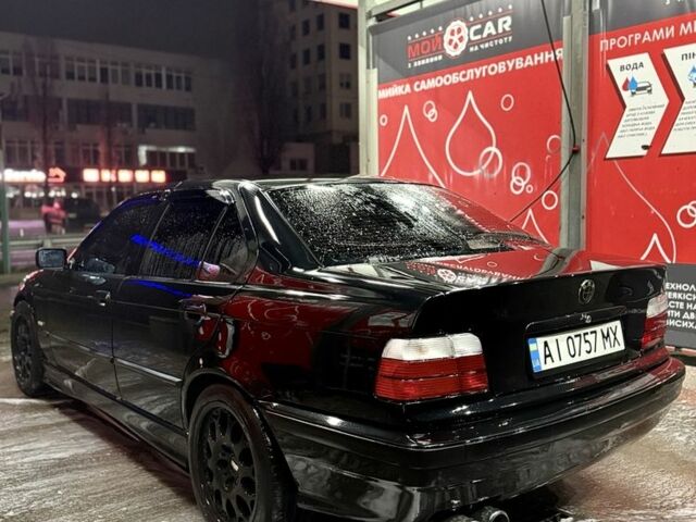 Черный БМВ 3 Серия, объемом двигателя 2 л и пробегом 240 тыс. км за 3300 $, фото 9 на Automoto.ua