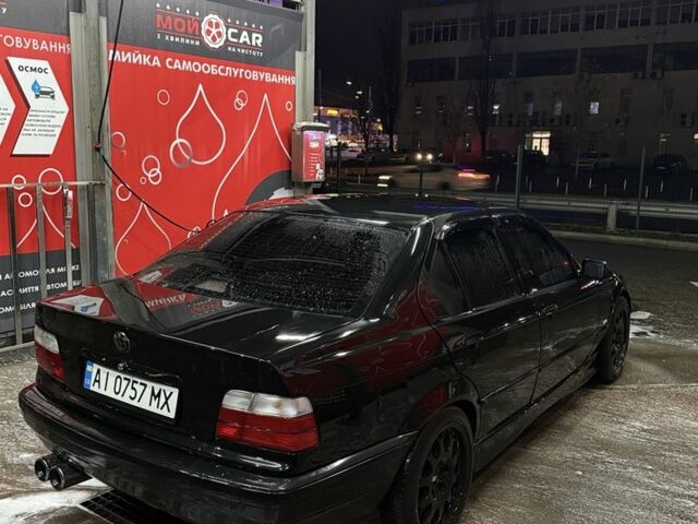 Черный БМВ 3 Серия, объемом двигателя 2 л и пробегом 240 тыс. км за 3300 $, фото 10 на Automoto.ua