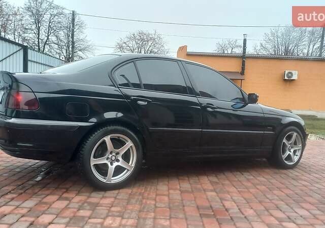 Черный БМВ 3 Серия, объемом двигателя 1.9 л и пробегом 337 тыс. км за 4000 $, фото 5 на Automoto.ua