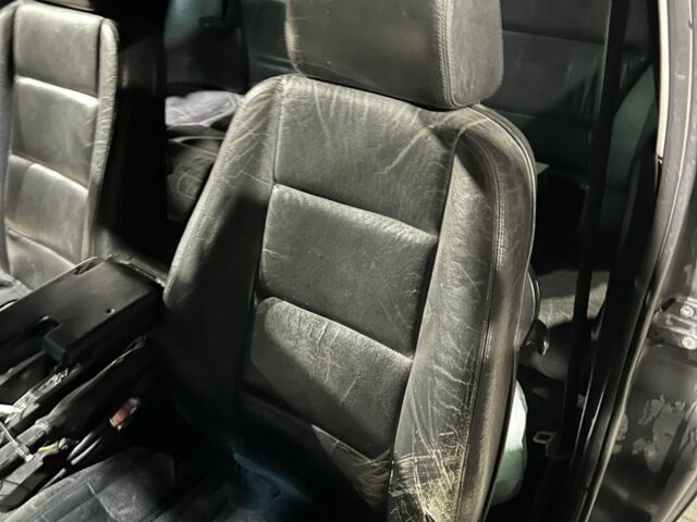 Чорний БМВ 3 Серія, об'ємом двигуна 0 л та пробігом 298 тис. км за 1700 $, фото 2 на Automoto.ua