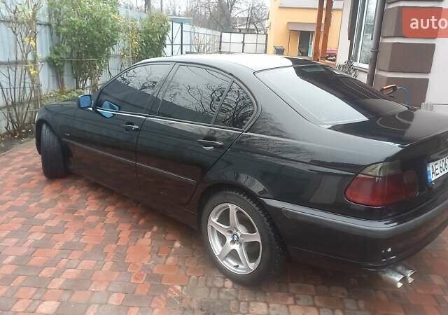 Черный БМВ 3 Серия, объемом двигателя 1.9 л и пробегом 337 тыс. км за 4000 $, фото 1 на Automoto.ua