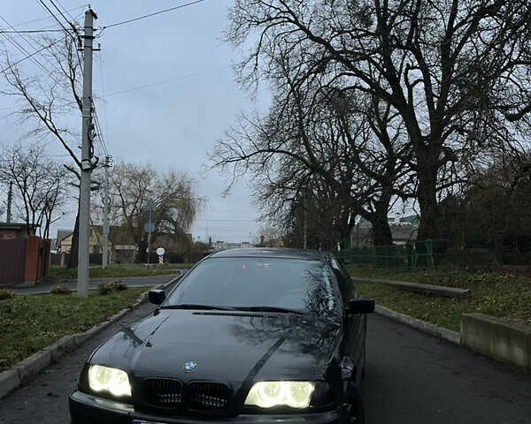 Черный БМВ 3 Серия, объемом двигателя 2 л и пробегом 330 тыс. км за 3499 $, фото 1 на Automoto.ua