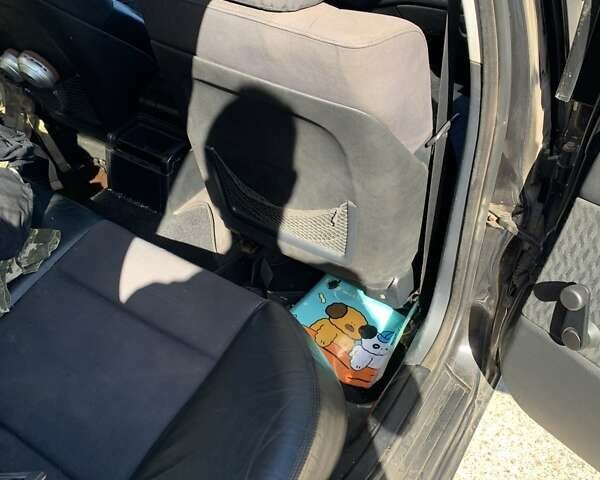 Черный БМВ 3 Серия, объемом двигателя 1.9 л и пробегом 324 тыс. км за 3100 $, фото 2 на Automoto.ua