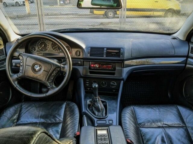 Чорний БМВ 3 Серія, об'ємом двигуна 3 л та пробігом 319 тис. км за 730 $, фото 2 на Automoto.ua