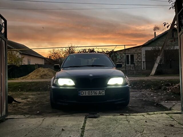 Чорний БМВ 3 Серія, об'ємом двигуна 1.8 л та пробігом 428 тис. км за 3700 $, фото 1 на Automoto.ua