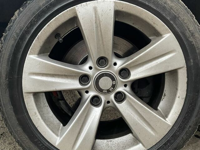 Черный БМВ 3 Серия, объемом двигателя 1.9 л и пробегом 300 тыс. км за 2000 $, фото 5 на Automoto.ua