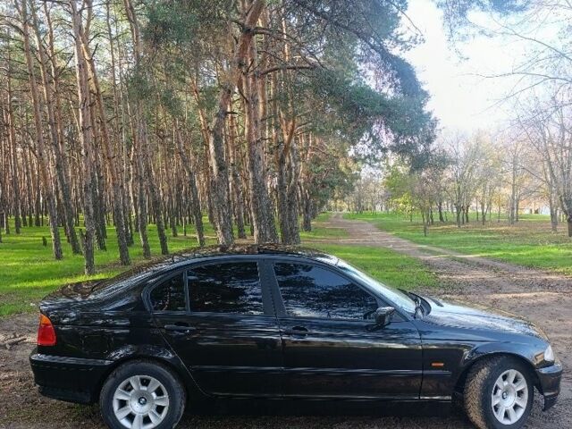 Чорний БМВ 3 Серія, об'ємом двигуна 1.9 л та пробігом 299 тис. км за 3550 $, фото 6 на Automoto.ua