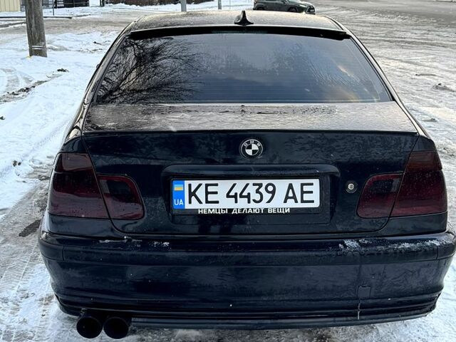 Черный БМВ 3 Серия, объемом двигателя 1.9 л и пробегом 300 тыс. км за 5000 $, фото 2 на Automoto.ua