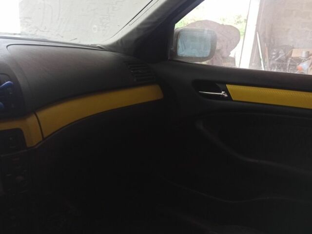 Черный БМВ 3 Серия, объемом двигателя 2 л и пробегом 320 тыс. км за 1700 $, фото 2 на Automoto.ua