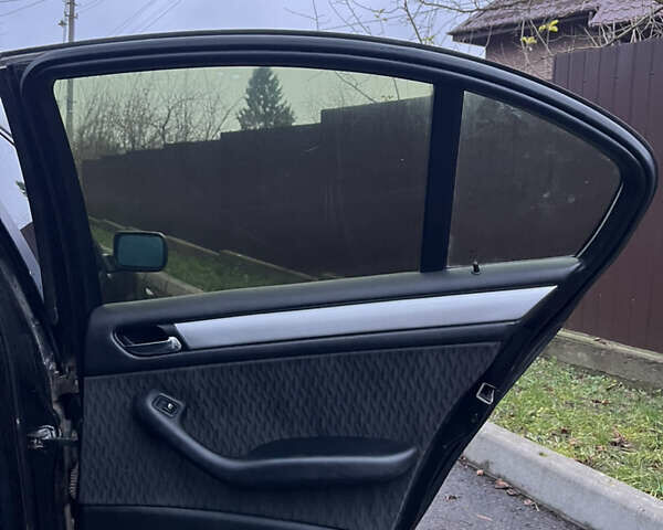 Черный БМВ 3 Серия, объемом двигателя 2 л и пробегом 330 тыс. км за 3499 $, фото 23 на Automoto.ua