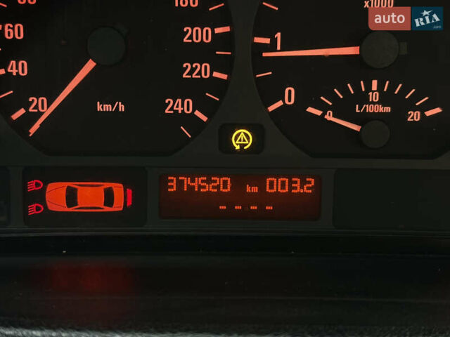 Черный БМВ 3 Серия, объемом двигателя 1.9 л и пробегом 374 тыс. км за 3999 $, фото 29 на Automoto.ua