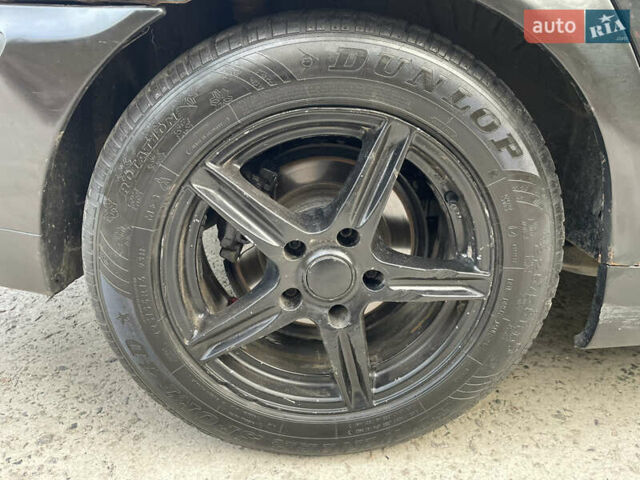 Черный БМВ 3 Серия, объемом двигателя 1.9 л и пробегом 390 тыс. км за 3199 $, фото 6 на Automoto.ua