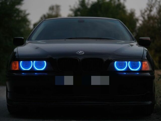 Чорний БМВ 3 Серія, об'ємом двигуна 3 л та пробігом 319 тис. км за 730 $, фото 1 на Automoto.ua