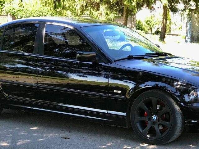 Черный БМВ 3 Серия, объемом двигателя 0.19 л и пробегом 416 тыс. км за 4450 $, фото 4 на Automoto.ua