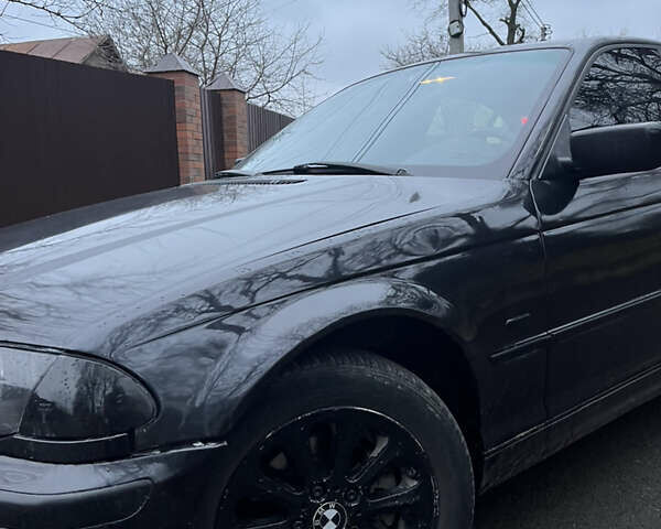 Черный БМВ 3 Серия, объемом двигателя 2 л и пробегом 330 тыс. км за 3499 $, фото 3 на Automoto.ua