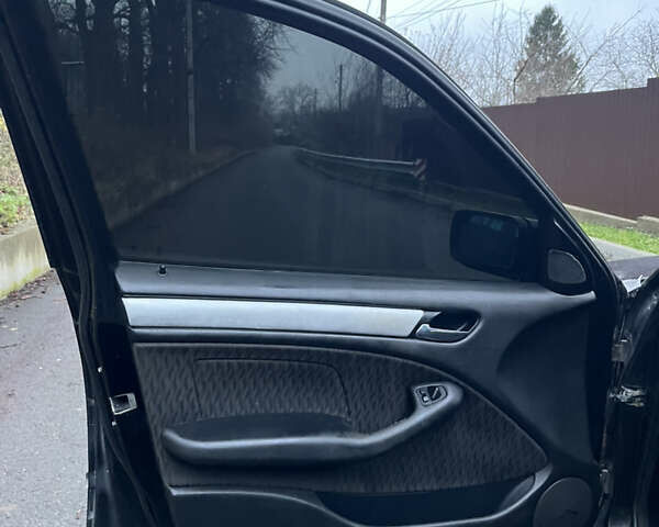 Черный БМВ 3 Серия, объемом двигателя 2 л и пробегом 330 тыс. км за 3499 $, фото 19 на Automoto.ua