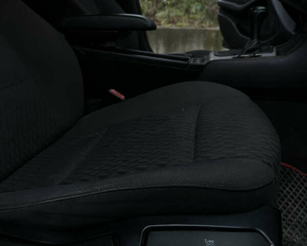 Черный БМВ 3 Серия, объемом двигателя 2 л и пробегом 330 тыс. км за 3499 $, фото 29 на Automoto.ua