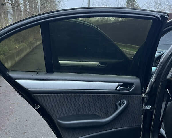 Черный БМВ 3 Серия, объемом двигателя 2 л и пробегом 330 тыс. км за 3499 $, фото 18 на Automoto.ua