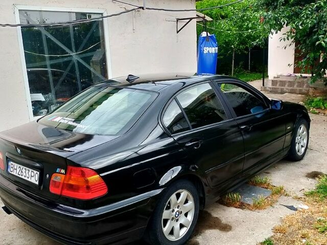Черный БМВ 3 Серия, объемом двигателя 1.9 л и пробегом 370 тыс. км за 3500 $, фото 1 на Automoto.ua