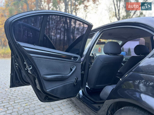 Черный БМВ 3 Серия, объемом двигателя 2 л и пробегом 412 тыс. км за 3750 $, фото 33 на Automoto.ua
