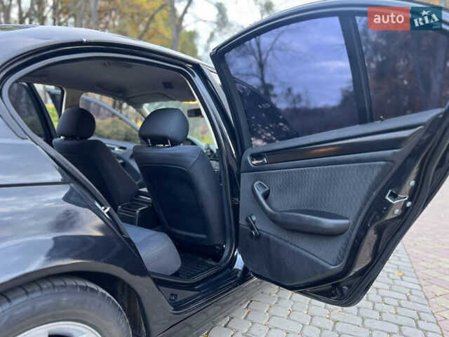 Черный БМВ 3 Серия, объемом двигателя 2 л и пробегом 412 тыс. км за 3750 $, фото 31 на Automoto.ua