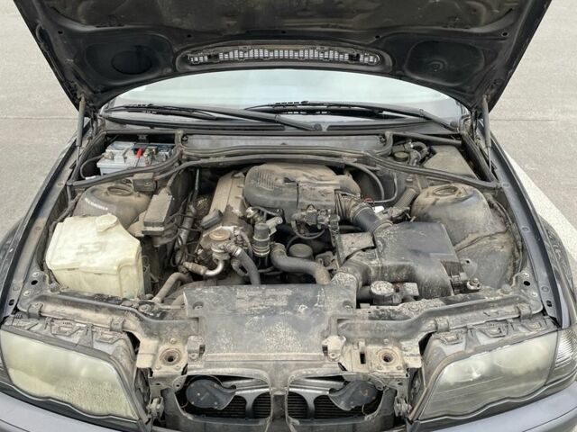 Черный БМВ 3 Серия, объемом двигателя 1.9 л и пробегом 300 тыс. км за 3333 $, фото 7 на Automoto.ua