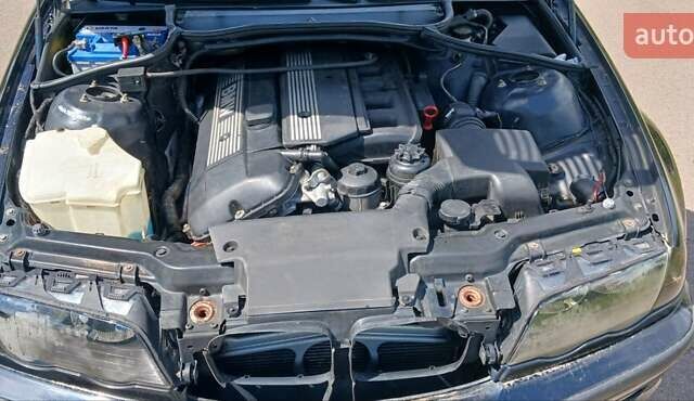 Чорний БМВ 3 Серія, об'ємом двигуна 2 л та пробігом 265 тис. км за 4700 $, фото 5 на Automoto.ua