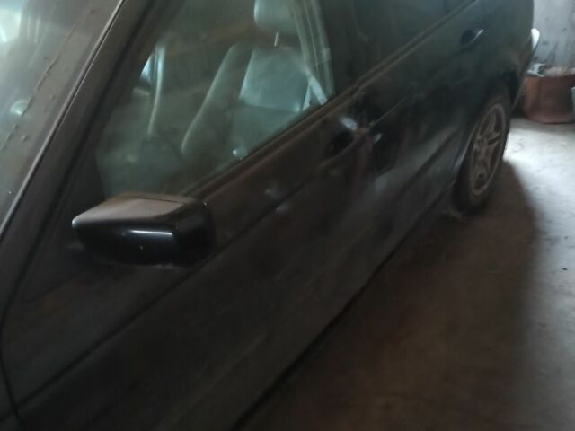 Черный БМВ 3 Серия, объемом двигателя 2 л и пробегом 320 тыс. км за 1736 $, фото 6 на Automoto.ua