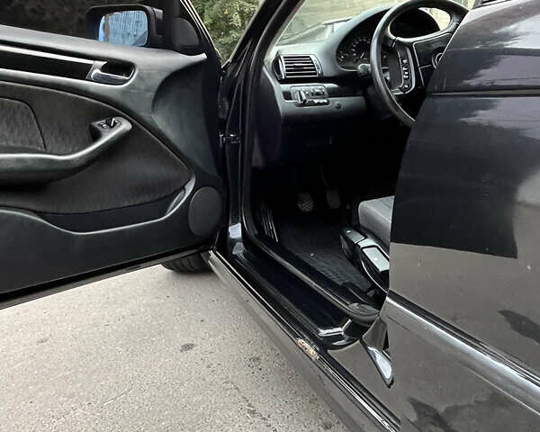 Черный БМВ 3 Серия, объемом двигателя 1.9 л и пробегом 380 тыс. км за 4000 $, фото 23 на Automoto.ua