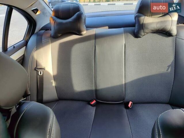 Черный БМВ 3 Серия, объемом двигателя 1.9 л и пробегом 295 тыс. км за 4600 $, фото 8 на Automoto.ua