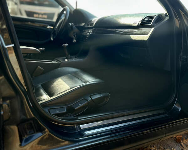 Чорний БМВ 3 Серія, об'ємом двигуна 2.93 л та пробігом 302 тис. км за 5500 $, фото 11 на Automoto.ua