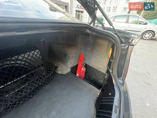 Черный БМВ 3 Серия, объемом двигателя 1.9 л и пробегом 380 тыс. км за 4000 $, фото 20 на Automoto.ua
