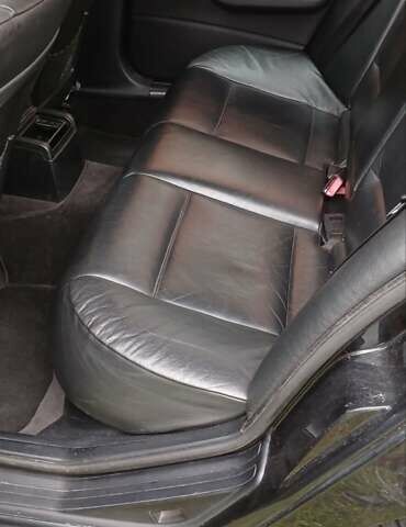 Чорний БМВ 3 Серія, об'ємом двигуна 2 л та пробігом 265 тис. км за 4700 $, фото 10 на Automoto.ua