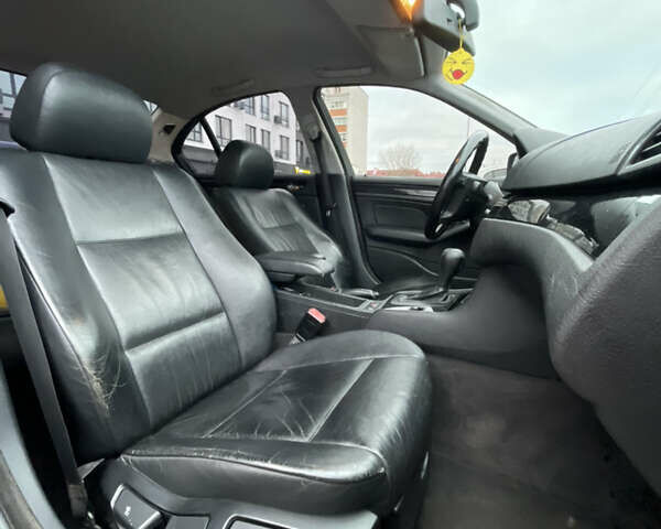 Чорний БМВ 3 Серія, об'ємом двигуна 1.9 л та пробігом 300 тис. км за 3333 $, фото 21 на Automoto.ua