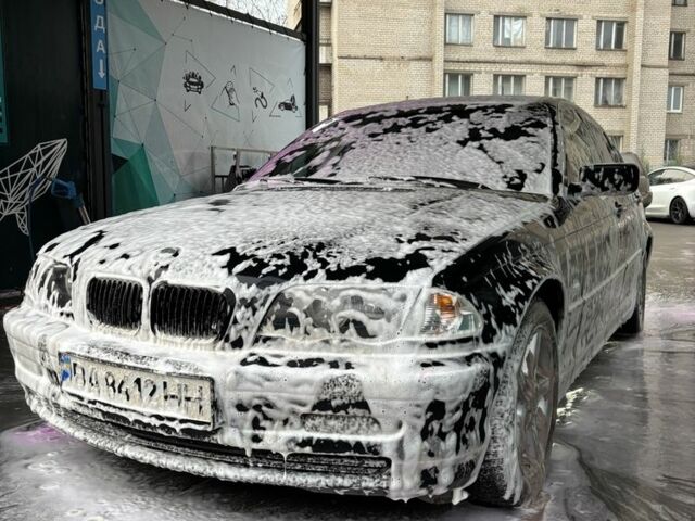 Черный БМВ 3 Серия, объемом двигателя 2.5 л и пробегом 368 тыс. км за 4100 $, фото 4 на Automoto.ua