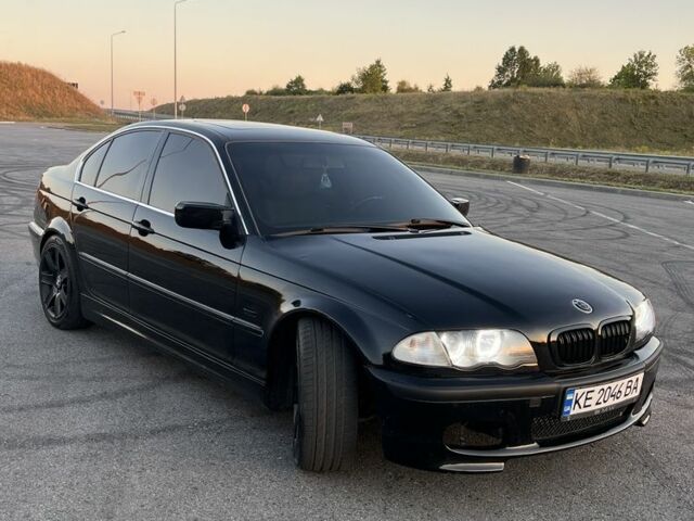 Черный БМВ 3 Серия, объемом двигателя 2.9 л и пробегом 400 тыс. км за 5300 $, фото 2 на Automoto.ua