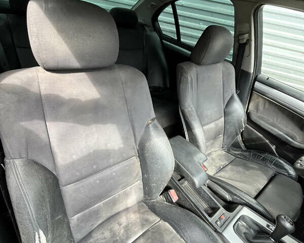 Чорний БМВ 3 Серія, об'ємом двигуна 1.95 л та пробігом 350 тис. км за 2950 $, фото 6 на Automoto.ua