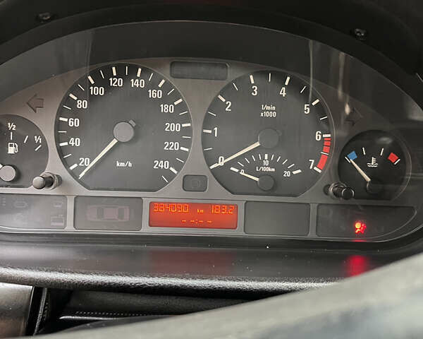 Черный БМВ 3 Серия, объемом двигателя 1.9 л и пробегом 380 тыс. км за 4000 $, фото 31 на Automoto.ua